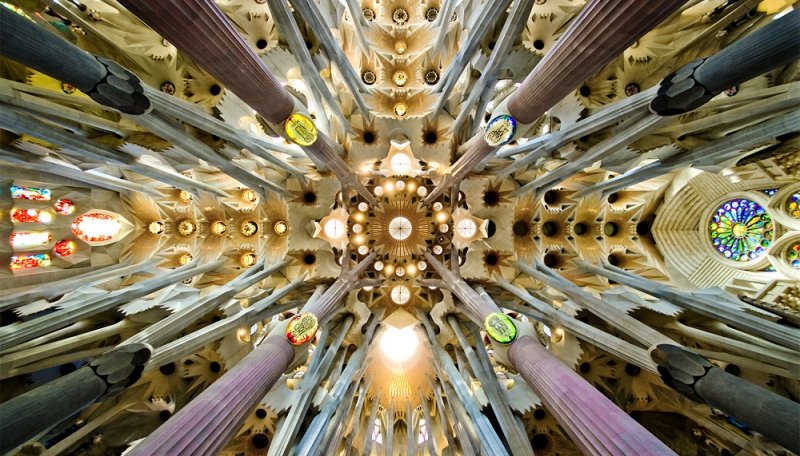tuyệt tác nghệ thuật của Antoni Gaudi