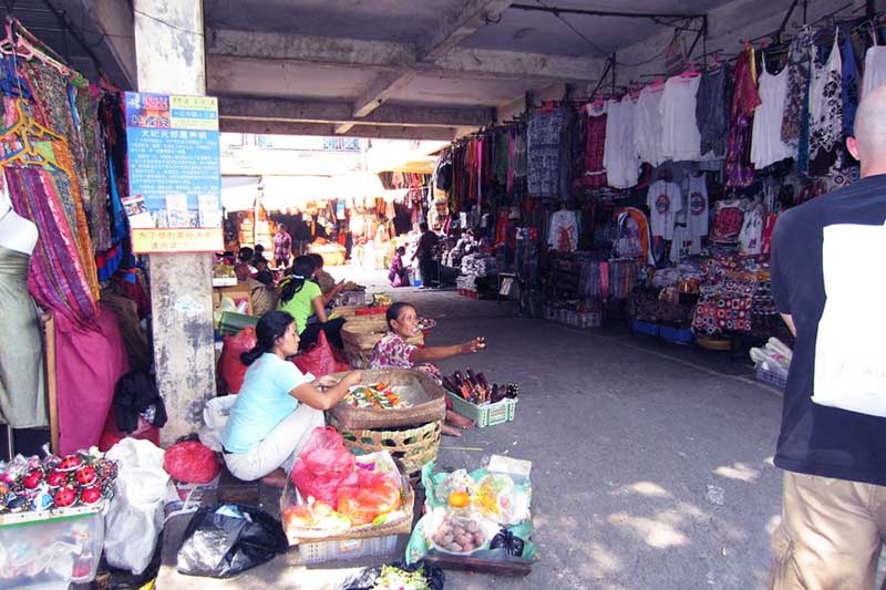 mat hang den tu cac lang lan can