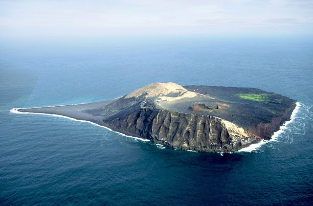 Đảo núi lửa Surtsey – Cấm địa kỳ bí của giới khoa học ngoài khơi Iceland Đảo núi lửa Surtsey – Cấm địa kỳ bí của giới khoa học ngoài khơi Iceland