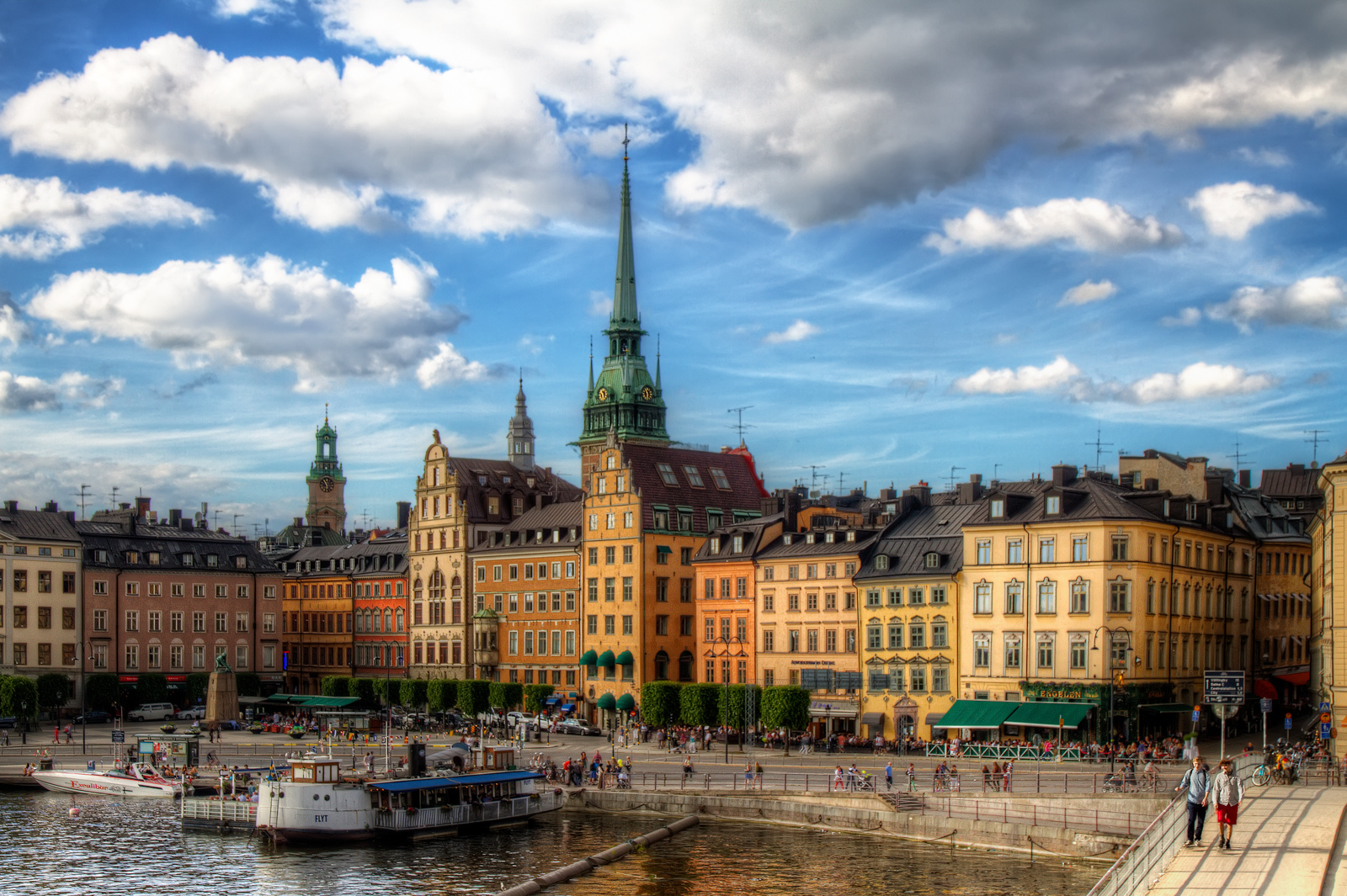 Thu do Stockholm, Thuy Dien