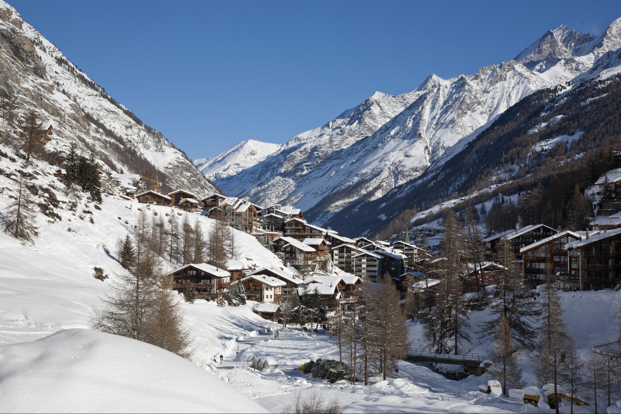Thi tran Zermatt, Thuy Dien