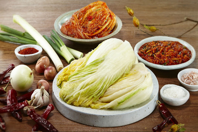 Bật mí những điều thú vị về món kim chi Hàn Quốc mà bạn còn chưa biết Bật mí những điều thú vị về món kim chi Hàn Quốc mà bạn còn chưa biết