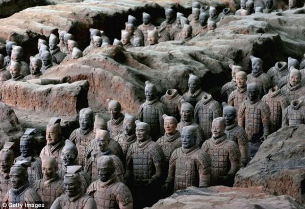 lang-mo-tan-thuy-hoang-tai-trung-quoc