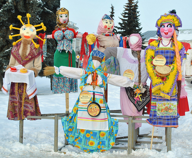 thu-vi-le-hoi-maslenitsa-le-hoi-tien-mua-dong-o-nga-mixtourist