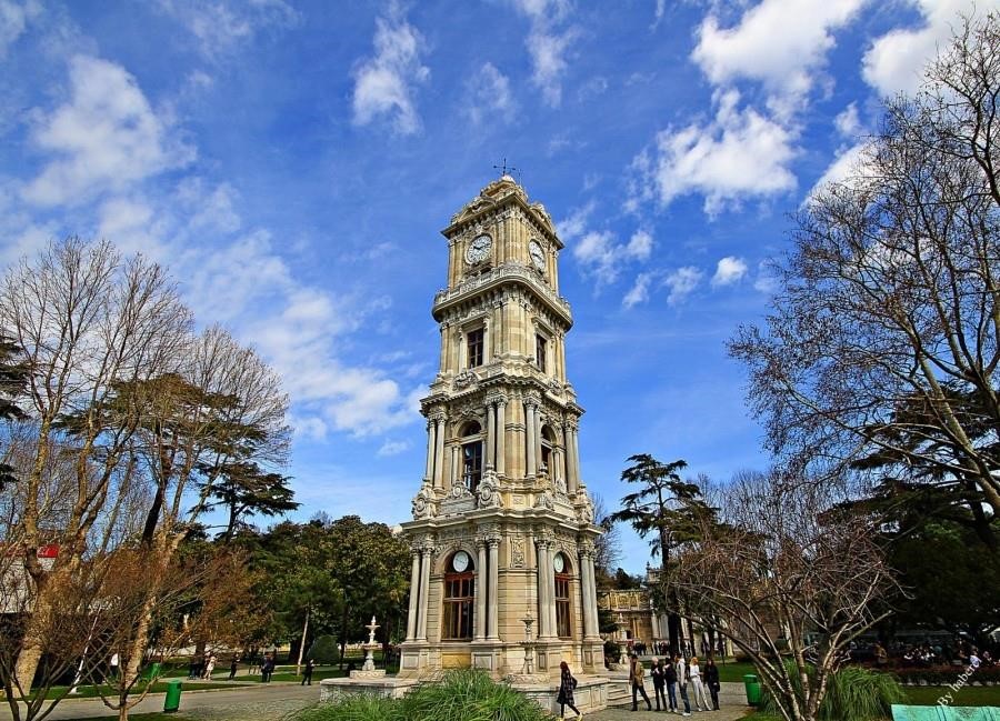 Choáng ngợp trước vẻ đẹp của những tòa tháp nổi tiếng nhất Istanbul