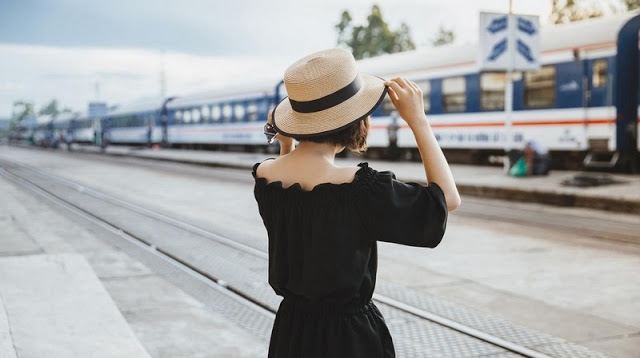 Trang phục khi đi tàu hỏa Trang phục khi đi tàu hỏa