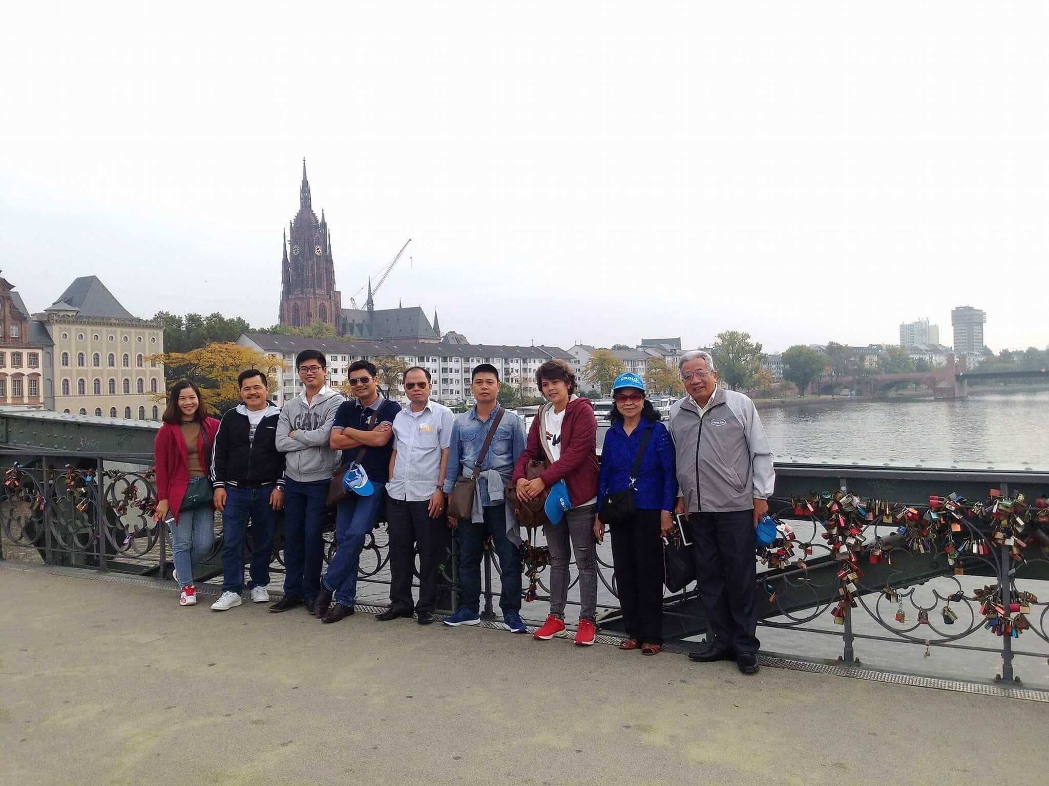 Tour du lịch Châu Âu – Pháp – Thụy Sĩ – Ý Bay Qatar Airways – HVN TRAVEL