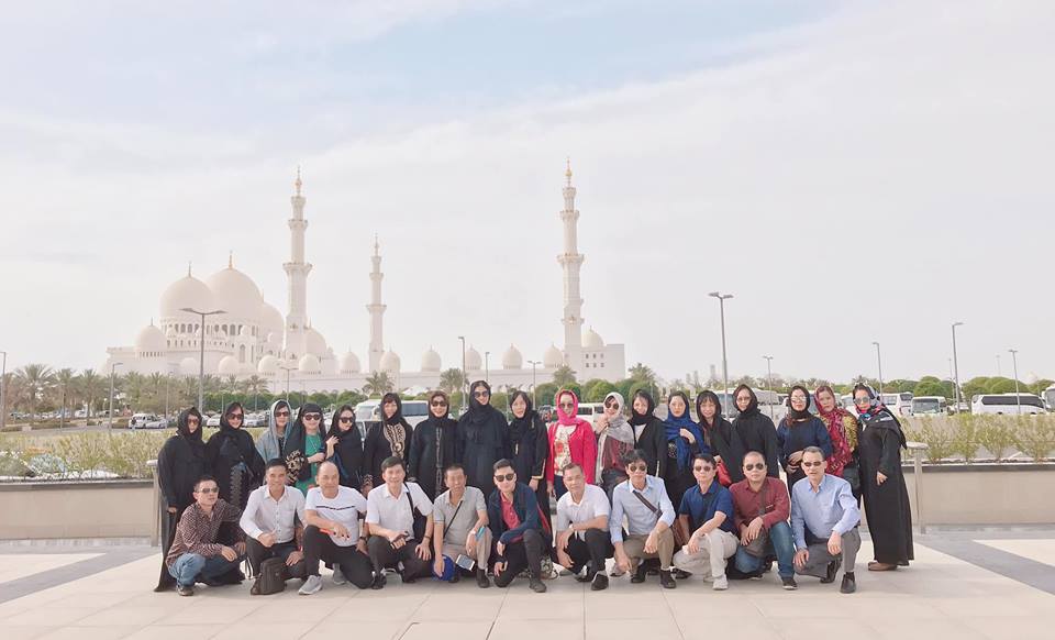 TOUR DU LỊCH DUBAI – SAFARI – ABUDHABI 6 NGÀY 5 ĐÊM  BAY EMIRATES 5 SAO
