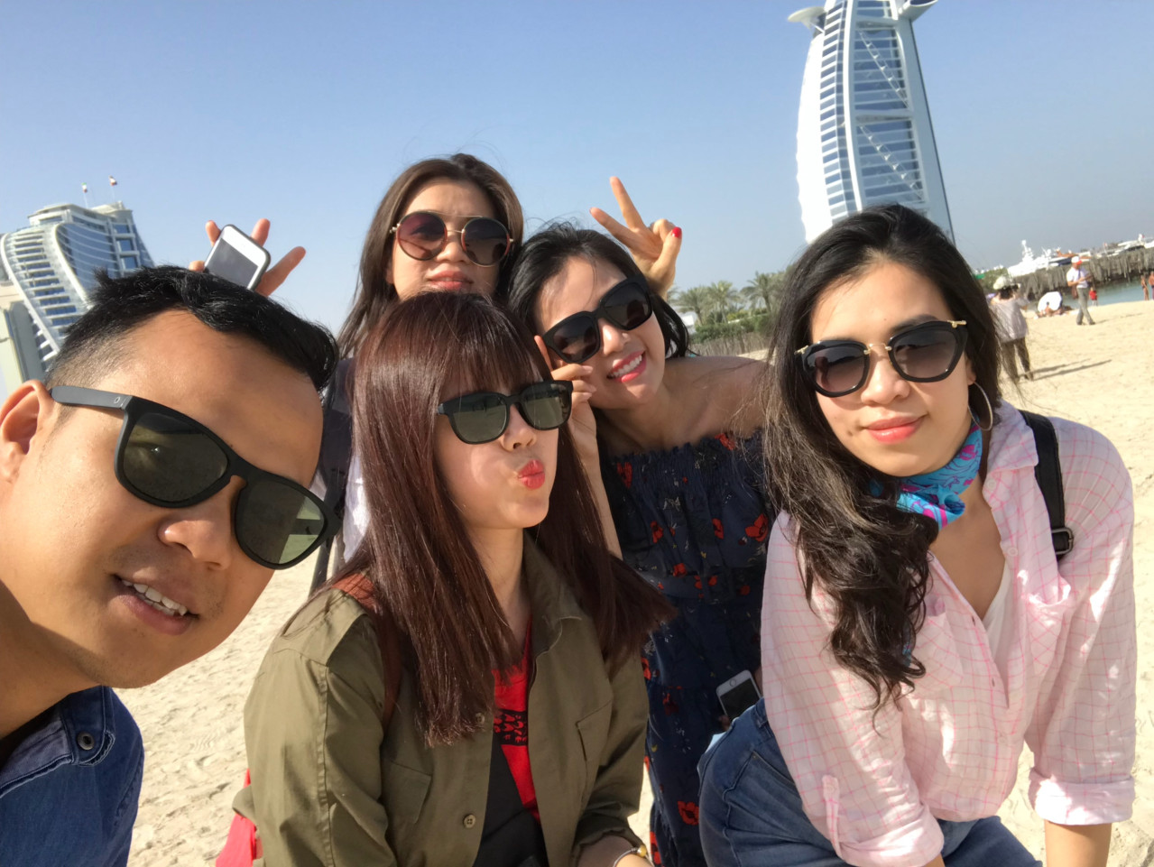TOUR VIP 5* DU LỊCH DUBAI – SAFARI – ABUDHABI 6 NGÀY 5 ĐÊM BAY THẲNG HÀNG KHÔNG EMIRATES 5 SAO