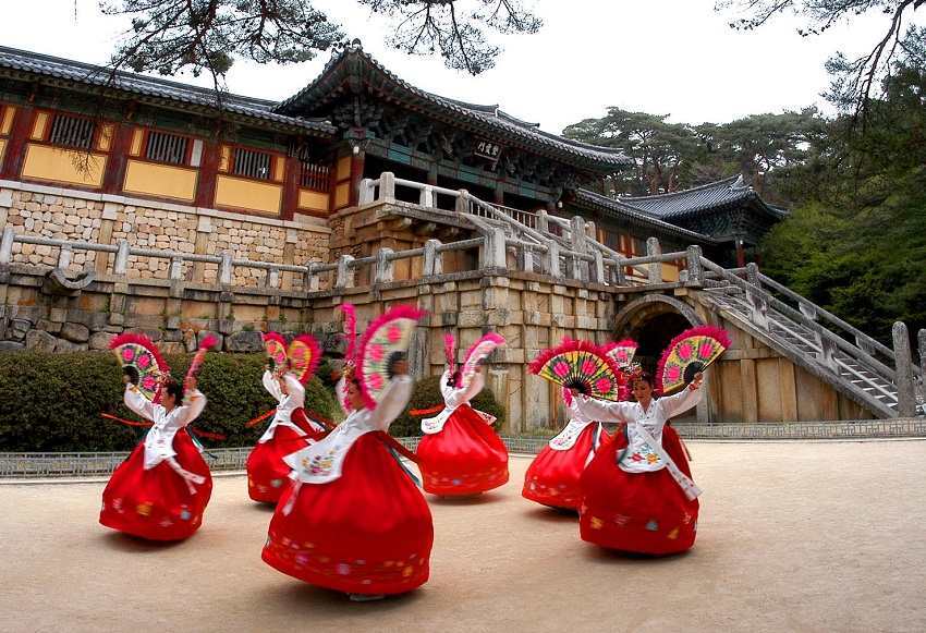 Tour du lịch Hàn Quốc Mùa Thu – Bản tình ca lãng mạn