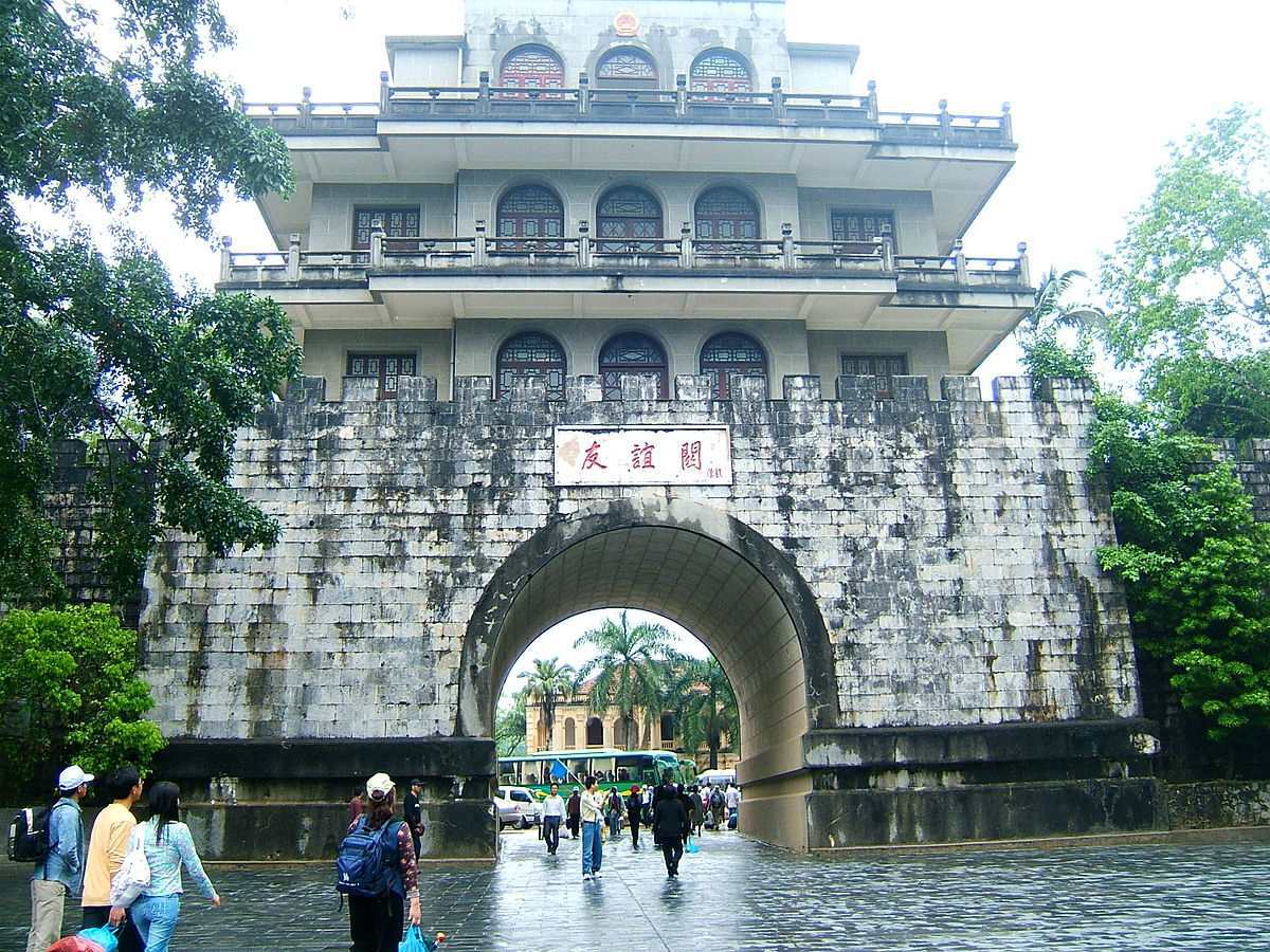 HỮU NGHỊ QUAN – NAM NINH – LAN CHÂU –  LHASA – DƯƠNG THÁNH HỒ  – SHIGATSE – TRÙNG KHÁNH – HỮU NGHỊ QUAN (8N-7D)