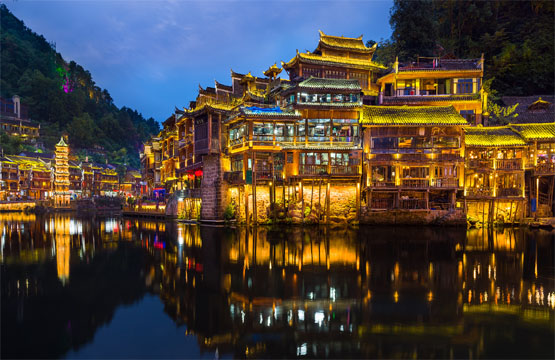 NAM NINH – TRƯƠNG GIA GIỚI – THIÊN MÔN SƠN  –  PHƯỢNG HOÀNG CỔ TRẤN