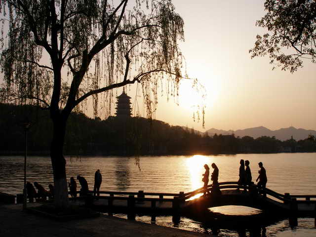 Tour du lịch Trung Quốc Bắc Kinh – Thượng Hải – Hàng Châu – Tô Châu Bay Vietnam Airlines